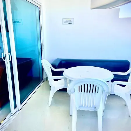 En El Laguito Apartamento